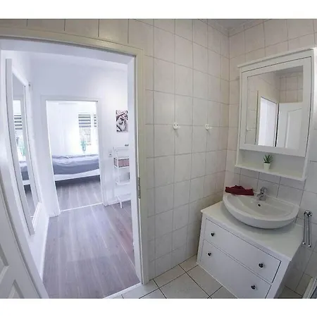Etta Comfortable Semesterbostad *